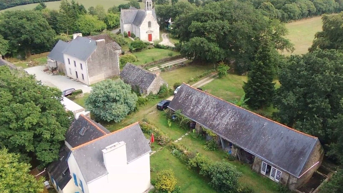 Rosporden House | Gite Mell, Family home between land and sea: garden, nature and tranquility
