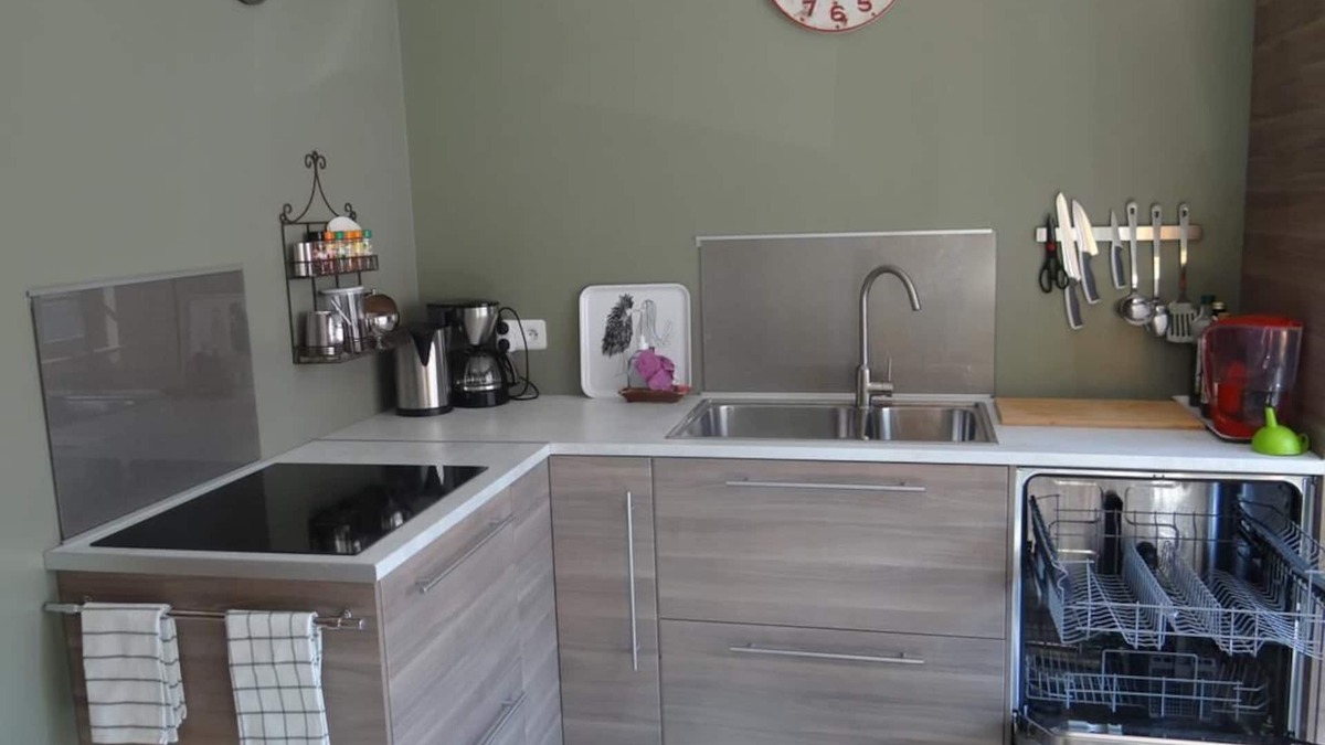 Montreuil-sur-Mer House | Gite Montreuil 1 to 6 people: L'Art du temps le Gite