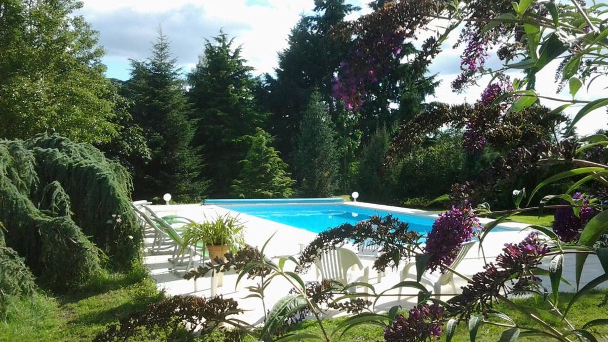Avermes Cottage | Gite Moulins, 2 bedrooms, 5 persons