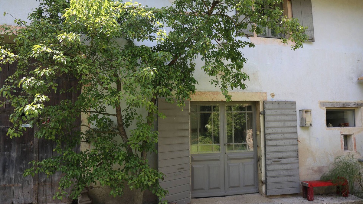 Savigna House | gite of Combettes du Jura