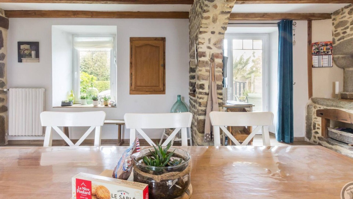 Orval Cottage | Gite Orval (Manche), 3 bedrooms, 7 persons