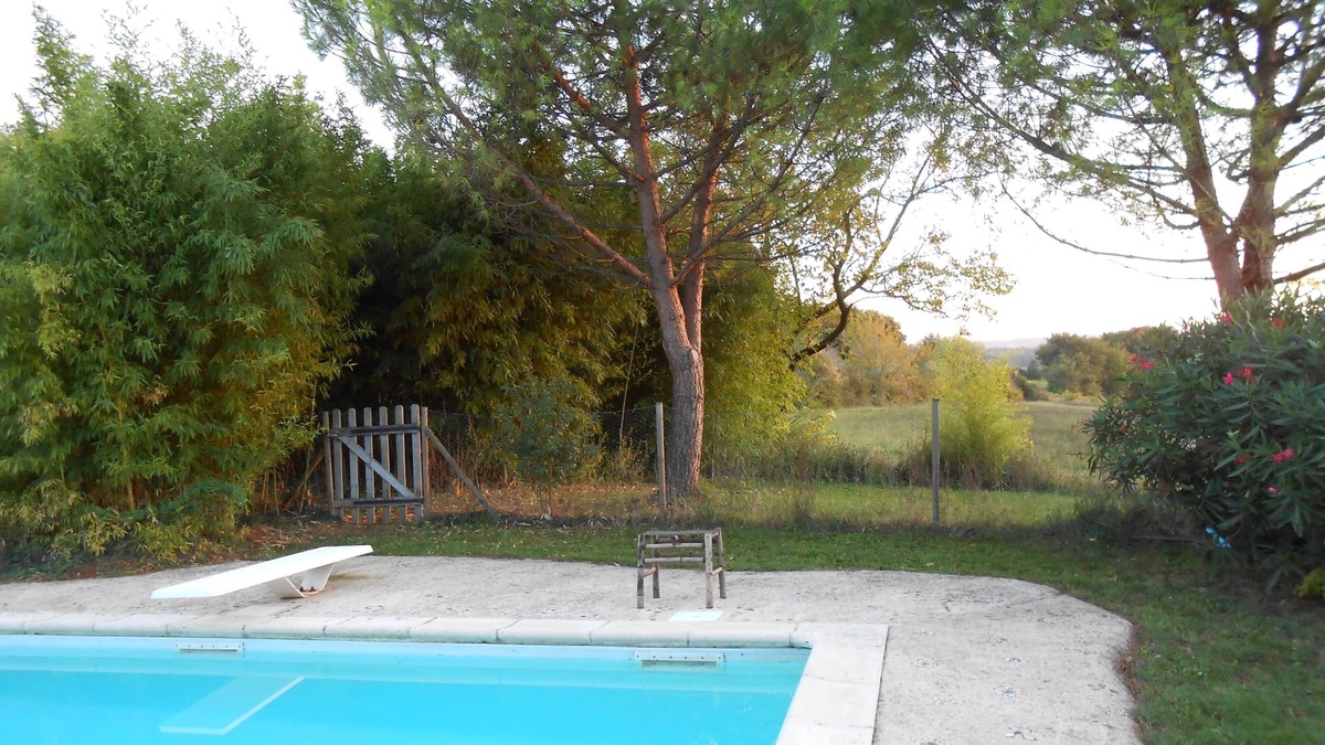 La Laupie House | Gîte piscine nature and calm, OCTOPUS