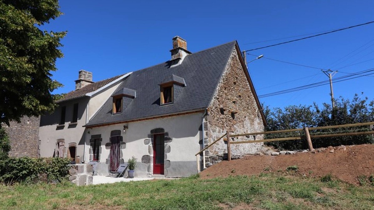 Pleaux Cottage | Gite Pleaux-Loupiac, 2 bedrooms, 4 persons