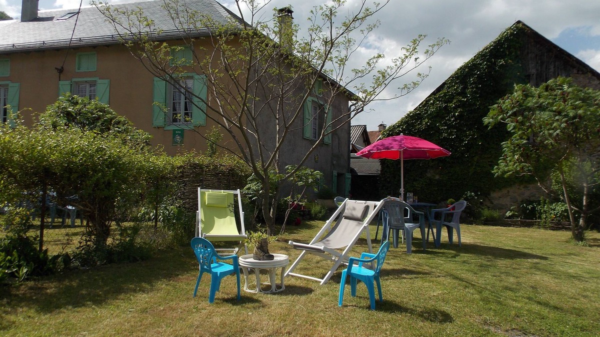 Ustou House | Gite Regional Natural Park Ariege Pyrenees