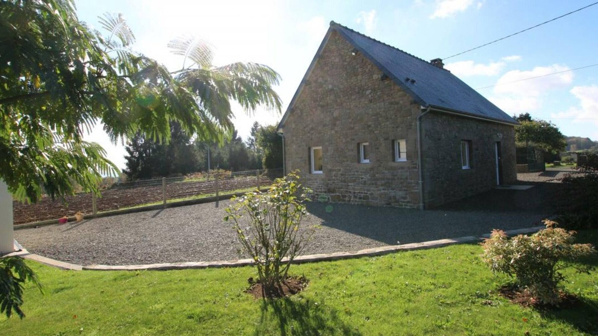 Saint-Michel-de-Montjoie Cottage | Gite Saint-Michel-de-Montjoie, 2 bedrooms, 5 persons