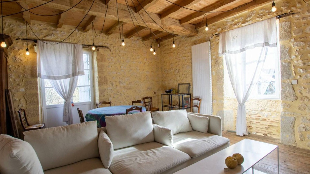Saint-Pierre-de-Chignac Cottage | Gite Saint-Pierre-de-Chignac, 2 bedrooms, 5 persons