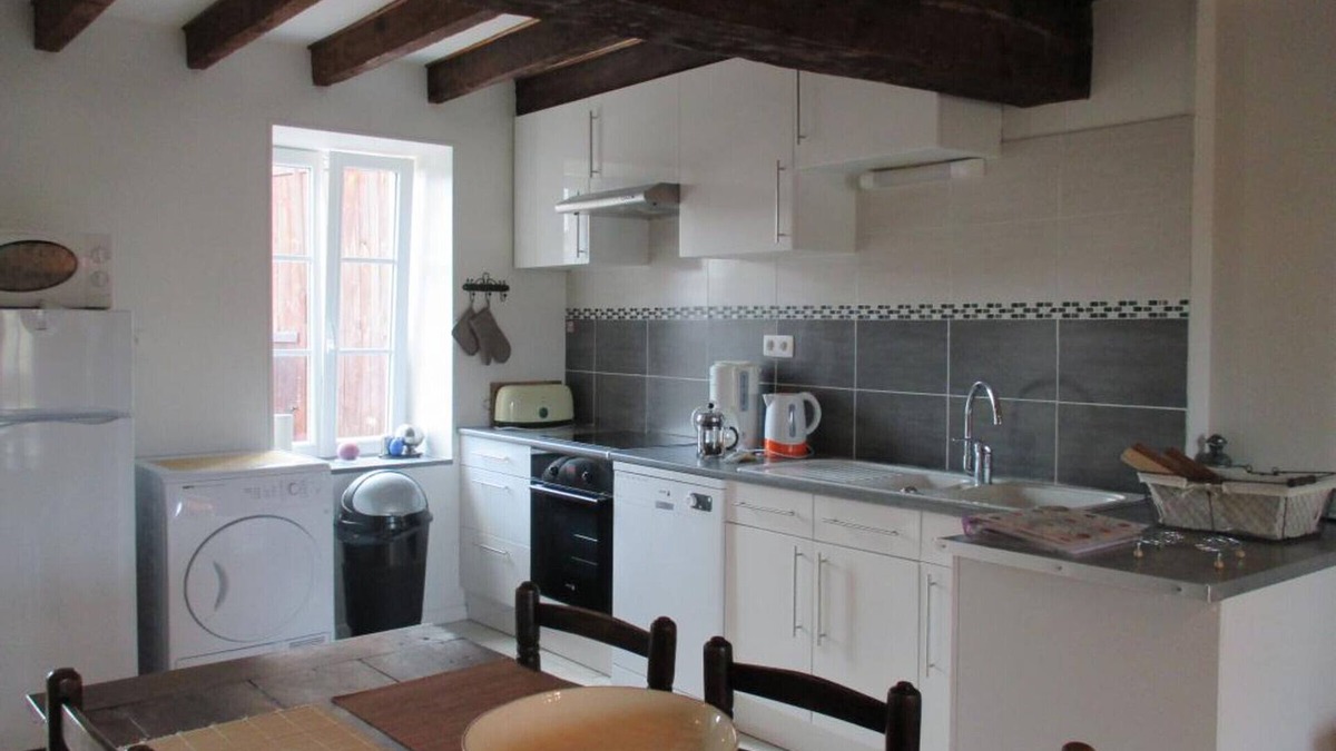 Saint-Priest-d'Andelot Cottage | Gite Saint-Priest-d'Andelot, 1 bedroom, 2 persons