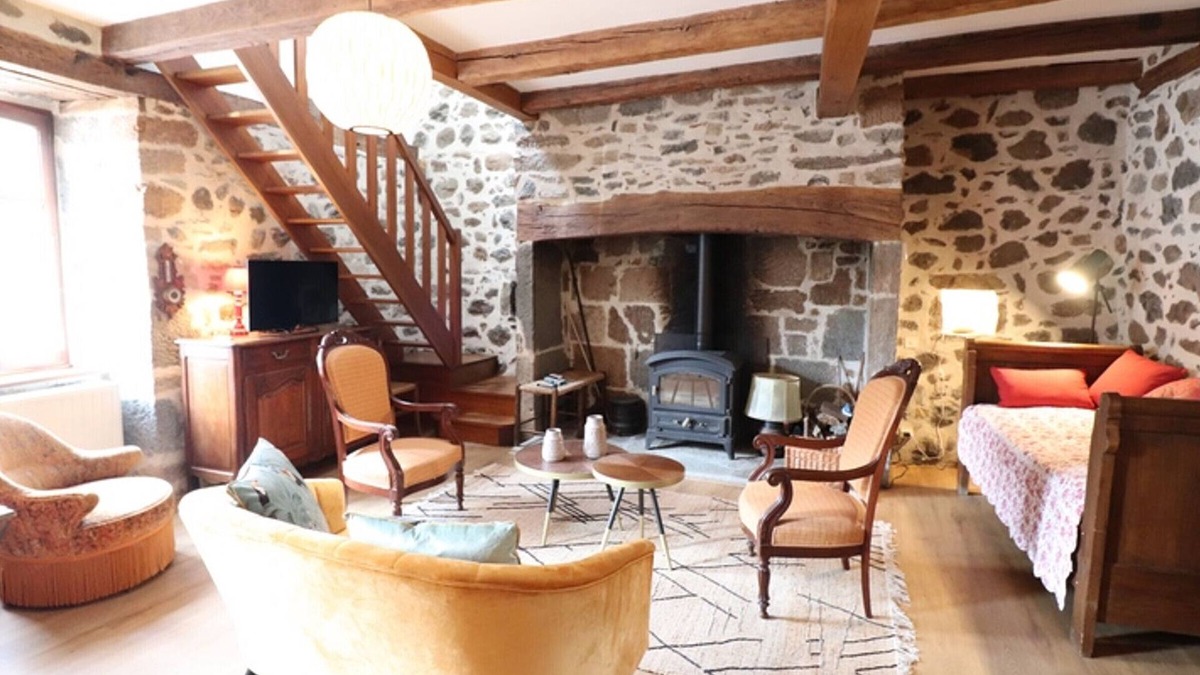Saignes Cottage | Gite Saignes, 2 bedrooms, 4 persons