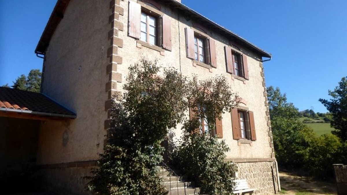 Saint-Privat-d'Allier Cottage | Gite Saint-Privat-d'Allier, 4 bedrooms, 7 persons