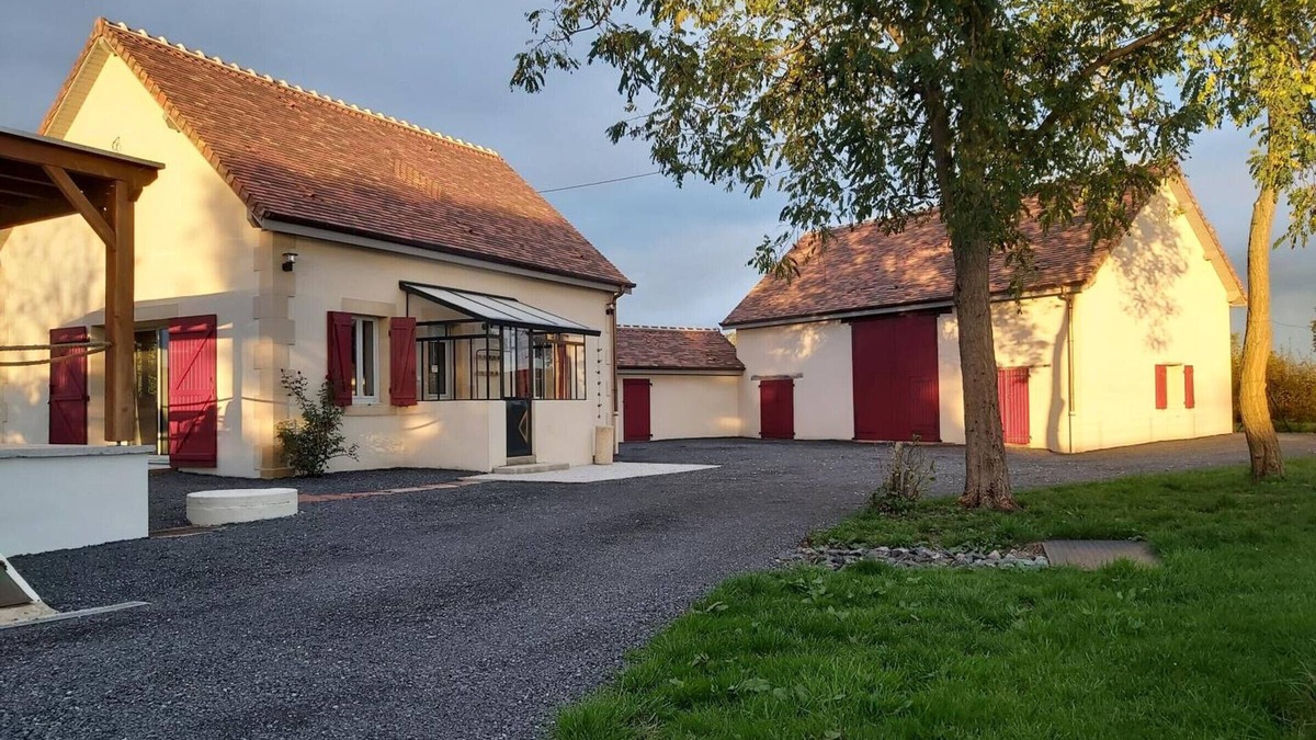 Saligny-sur-Roudon Cottage | Gite Saligny-sur-Roudon, 2 bedrooms, 5 persons