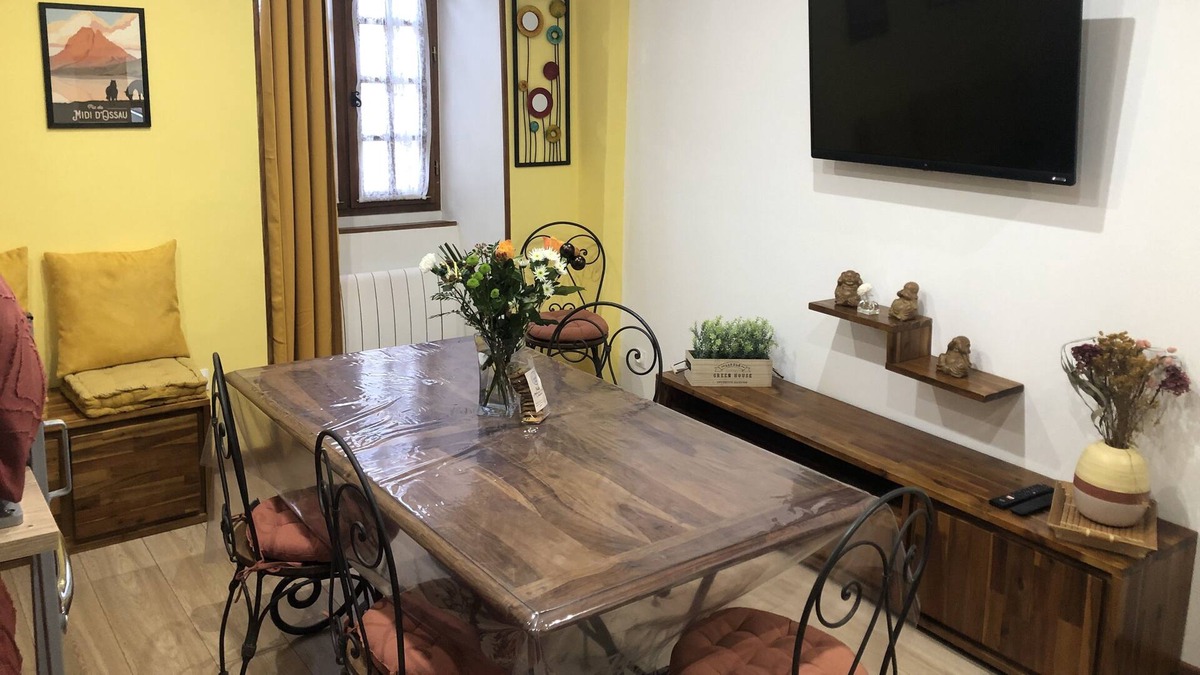 Bielle Condo | Gîte sleeps 4 in the magnificent Ossau Valley