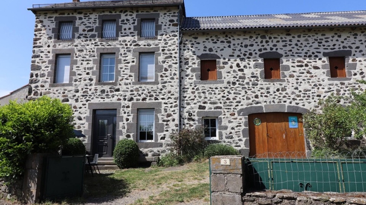 Talizat Cottage | Gite Talizat, 2 bedrooms, 4 persons