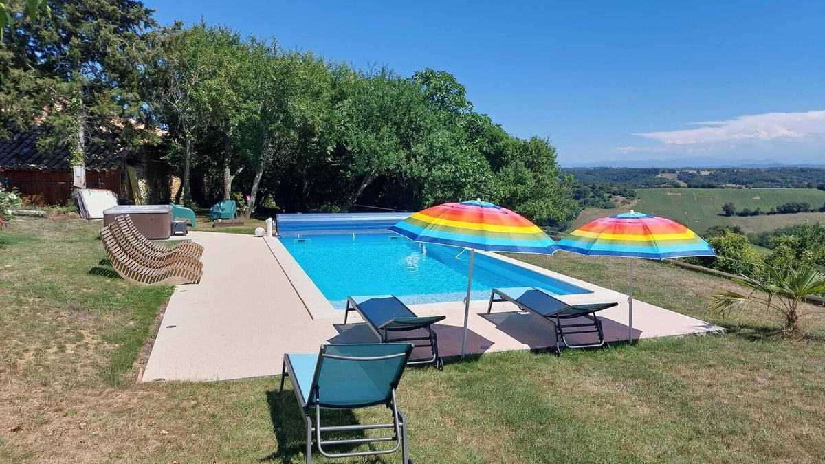 Saint-Frajou Apartment | gite the medlar domain cap de coste
