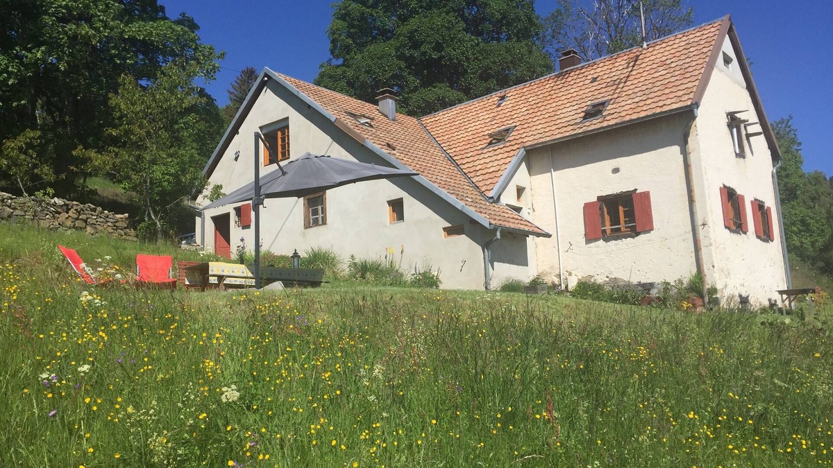 Linthal Cottage | Gite "The primroses of Hilsen"