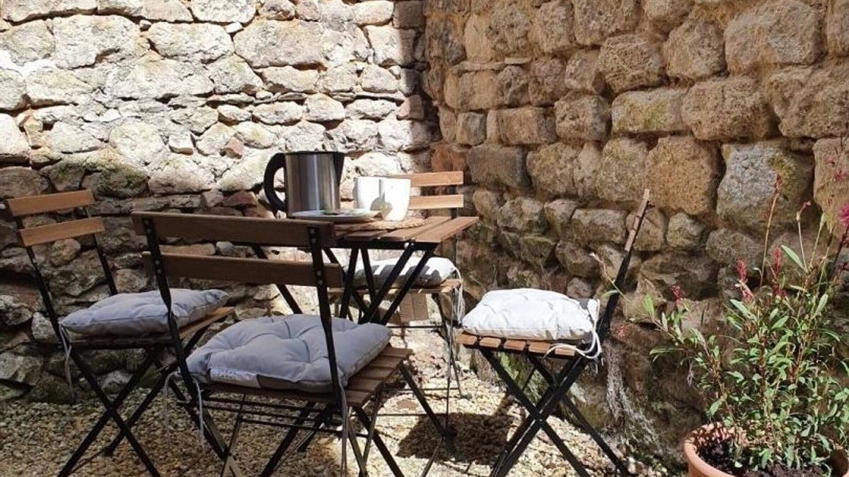Theuville Cottage | Gite Theuville, 2 bedrooms, 4 persons