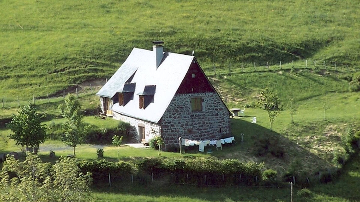 Thiezac Cottage | Gite Thiézac, 3 bedrooms, 6 persons