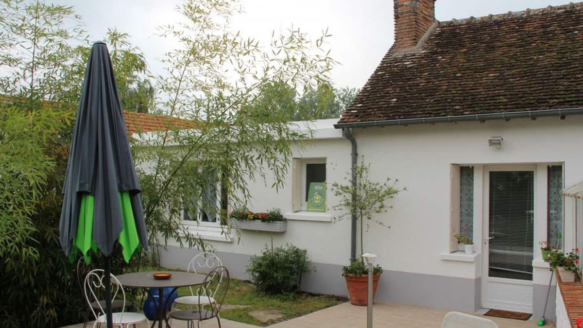 Thoury Cottage | Gite Thoury, 2 bedrooms, 4 persons
