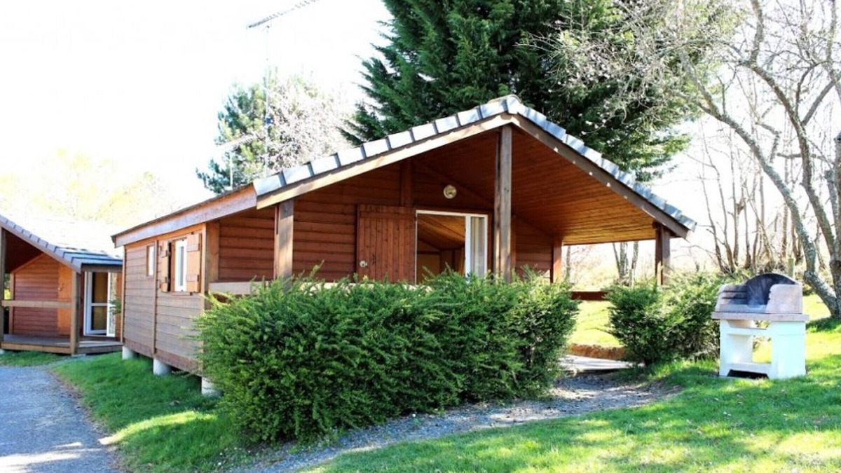 Treignat Cottage | Gite Treignat, 2 bedrooms, 4 persons