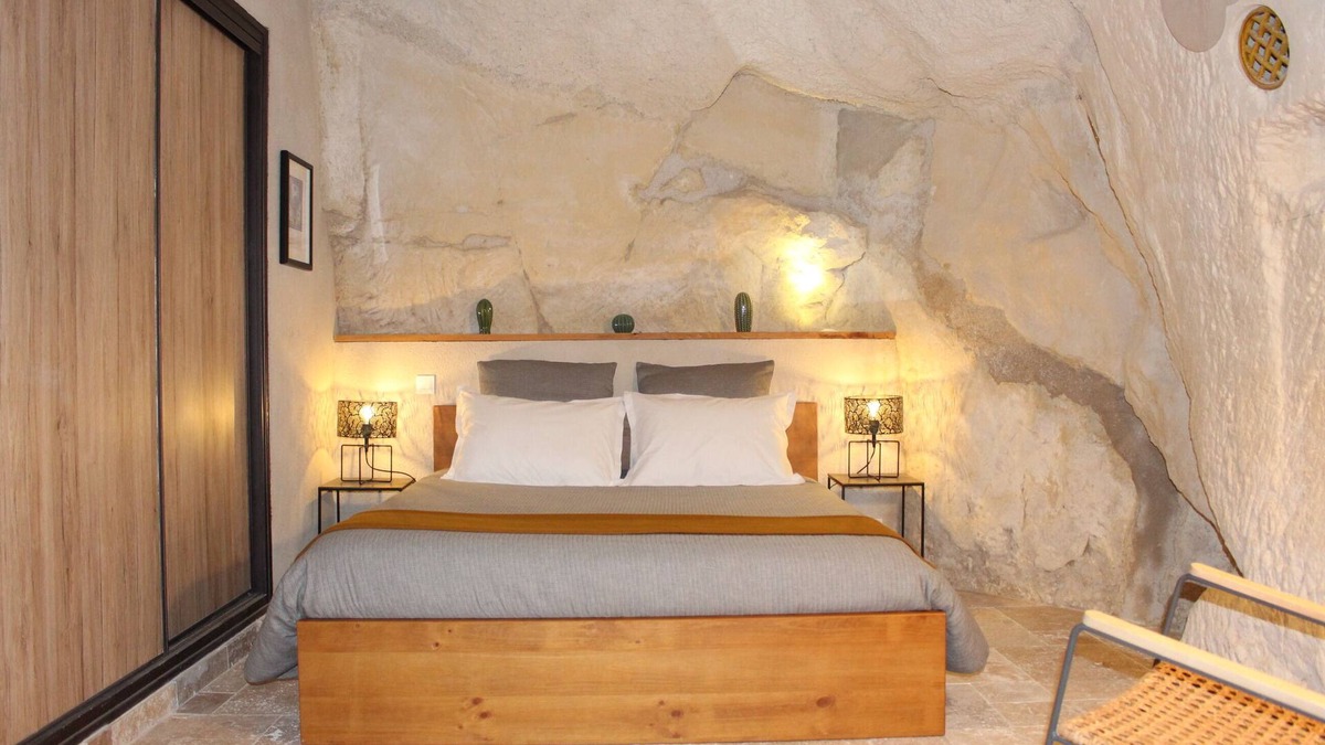 Cravant-les-Coteaux House | Gite Troglodyte de Charme & SPA Privatif en Touraine