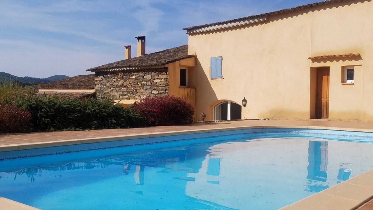 Vidauban House | Gîte VAR with private heated swimming pool and tennis court