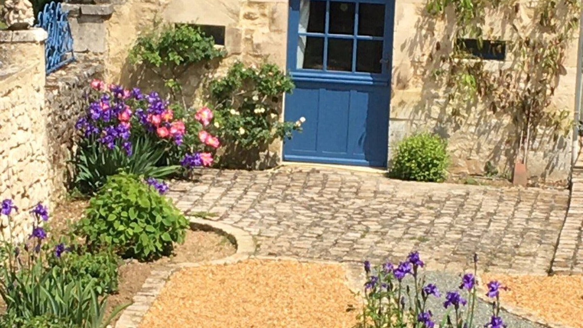 Villaines-la-Carelle Cottage | Gite Villaines-la-Carelle, 1 bedroom, 3 persons