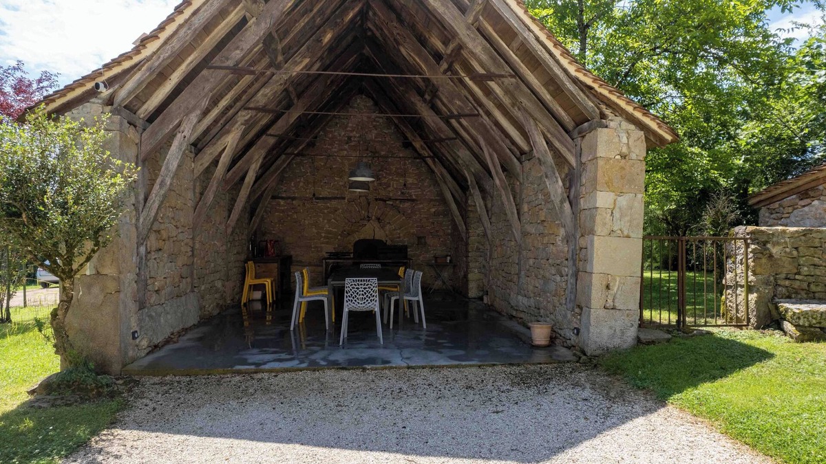 Sainte-Croix House | Gite with swimming pool le Bervic