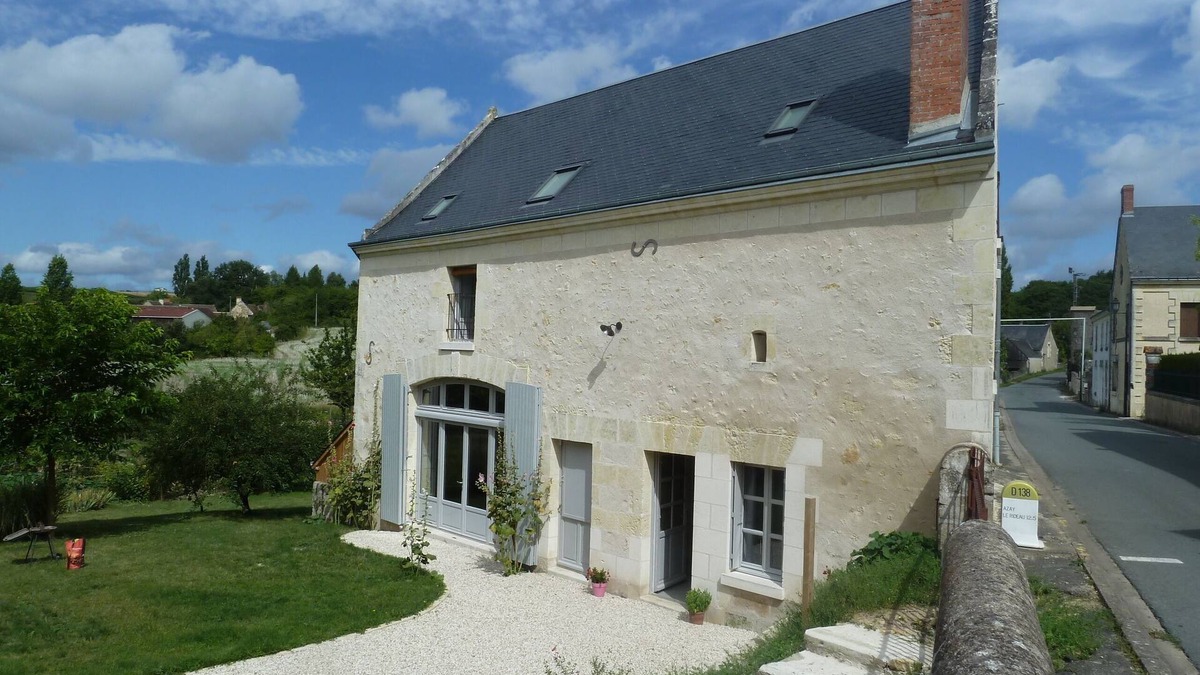 Avon-les-Roches House | Gites 6 Personnes Avon les Roches 37220 en Maison