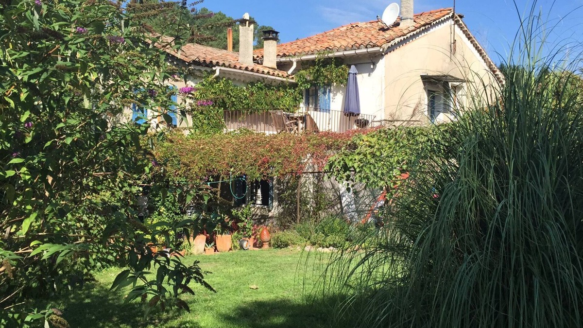 Chamborigaud Apartment | Gîtes in 18th century house with pool and garden, river
