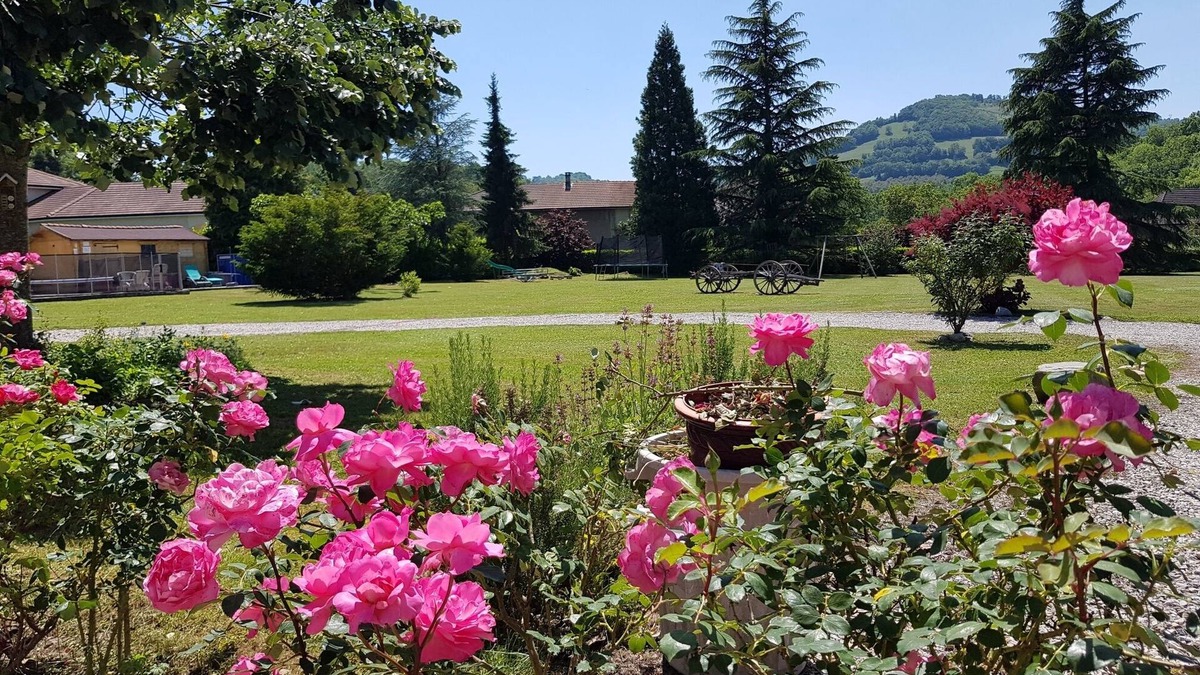 Izeaux House | Gites La Ferme 8 pers Heated swimming pool Hammam Jacuzzi Sauna