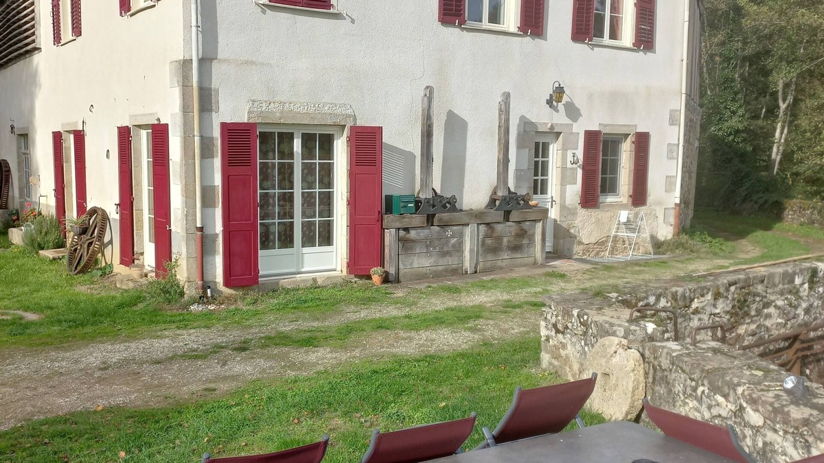 Saint-Jean-Ligoure Other | Gites moulin de Richebourg in a character property