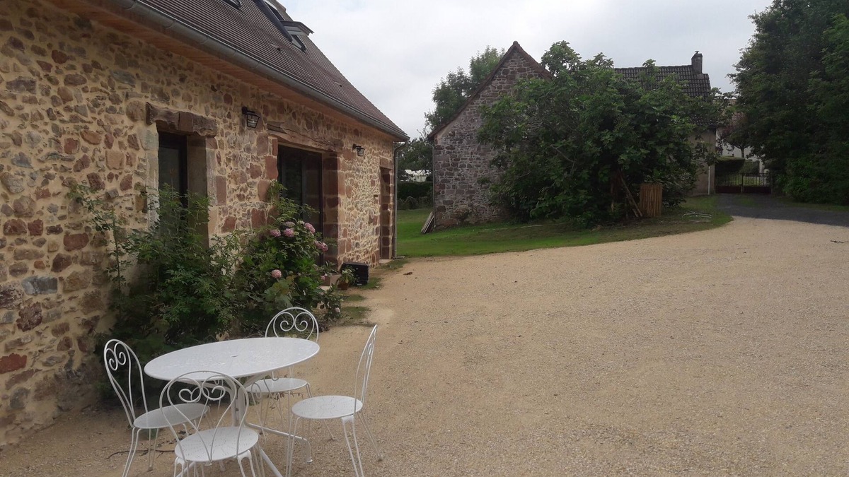 Chatres House | Gites NOELLIE quiet 12/14personnes