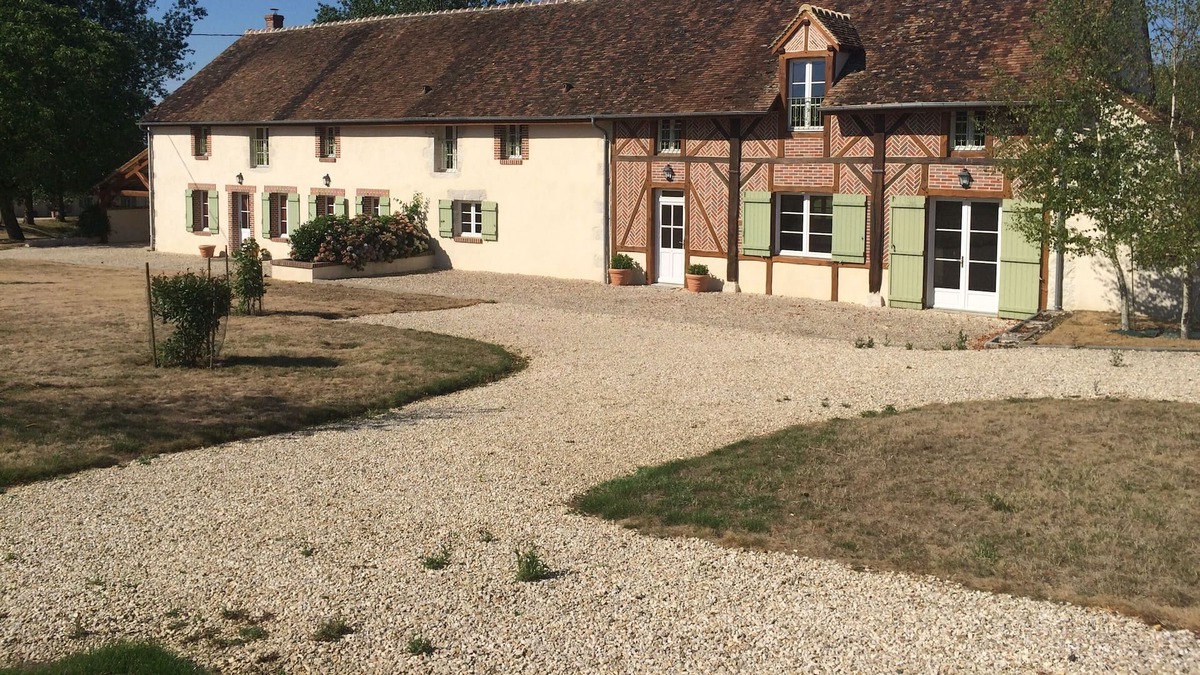 Thou Cottage | GITES: SOLOGNE / PUISAYE / HOUSE GUARD / SHEEP - close to SANCERRE