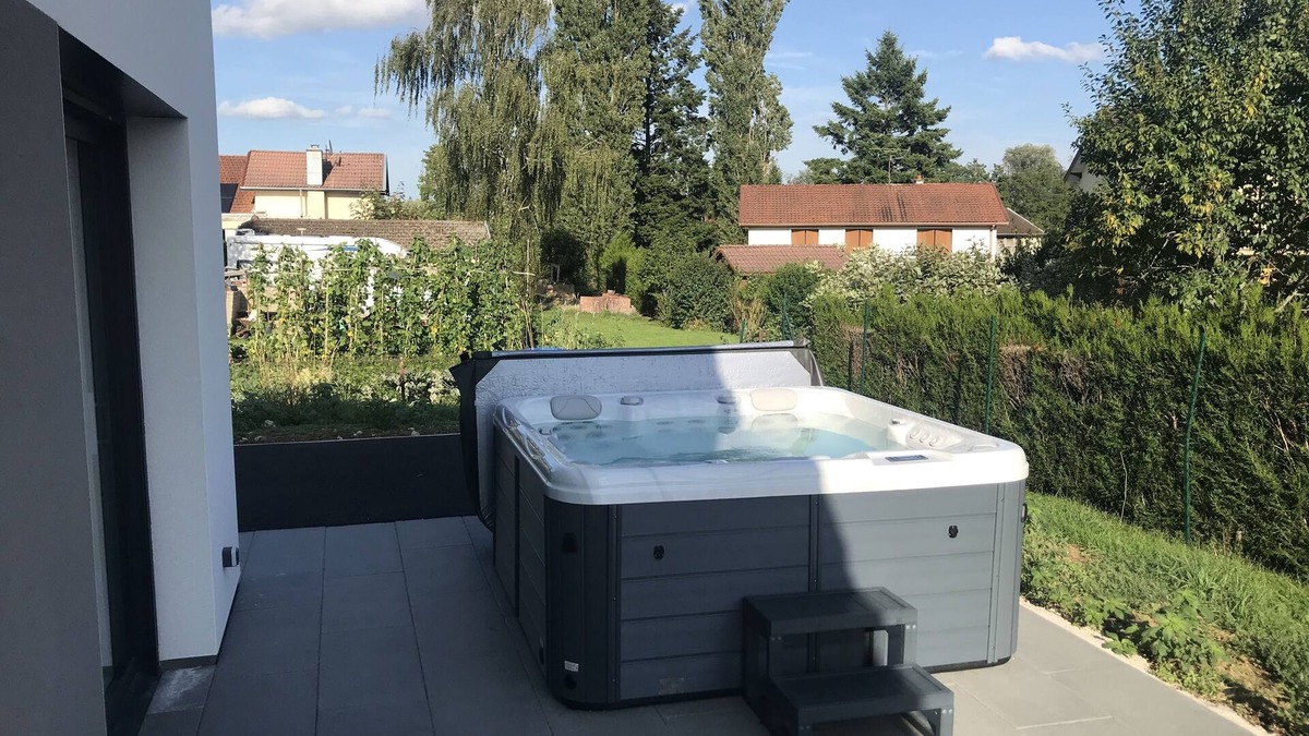 Gironcourt-sur-Vraine Apartment | Gites Tahiti
