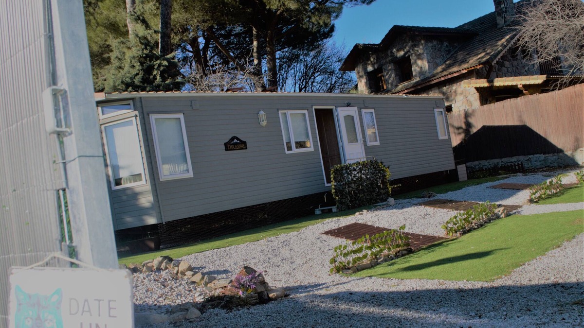Becerril de la Sierra Ski Chalet | GIVE YOURSELF A CAPRICE. Enjoy the Sierra de Madrid
