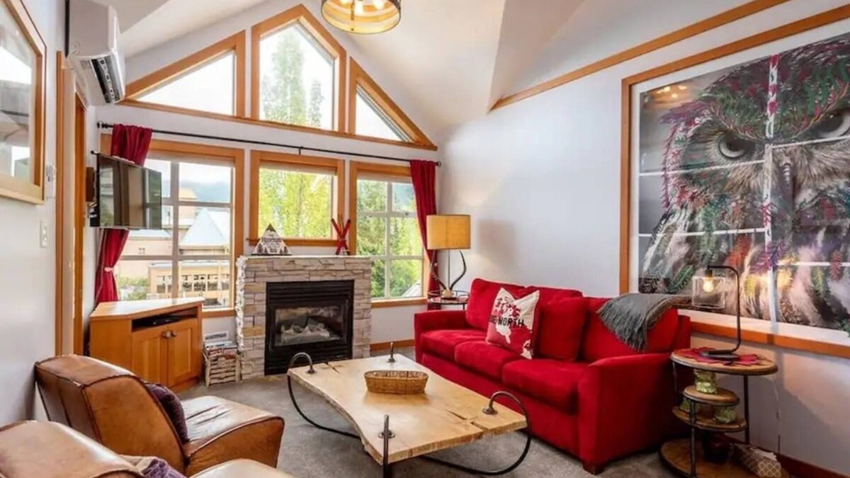 Whistler Condo | Glacier Lodge: Steps to Trails & Nature