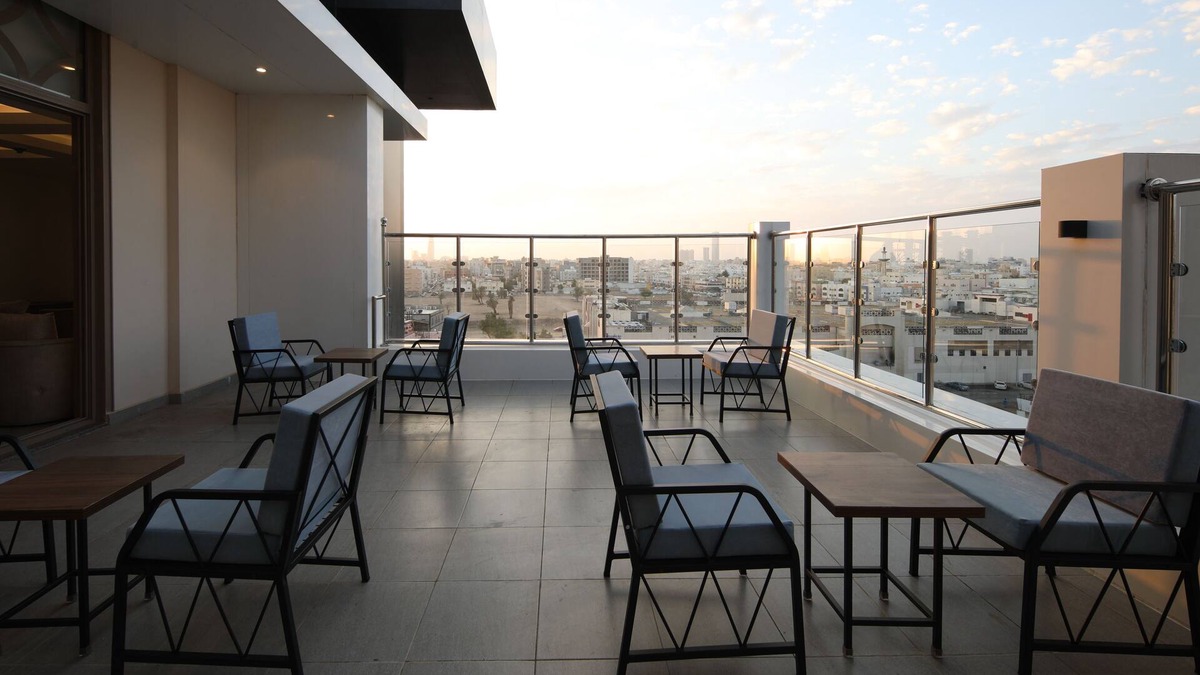 Hera Street Hotel | Gladiolus Hotel