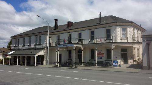 Fairlie Hotel | Gladstone Hotel