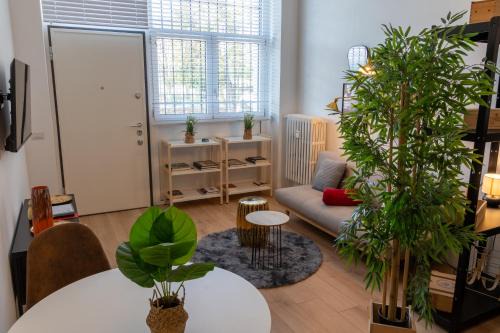 Crescenzago Apartment | Glam Loft Luxury Milano