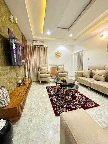 Wuse 2 Apartment | Glamorous 2 Bedroom at Wuse 2 Abuja with 24hr Power WIFI NETFLIX