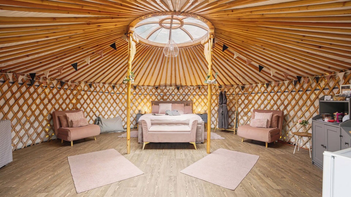 Attleborough Cabin | Glamp and Tipple