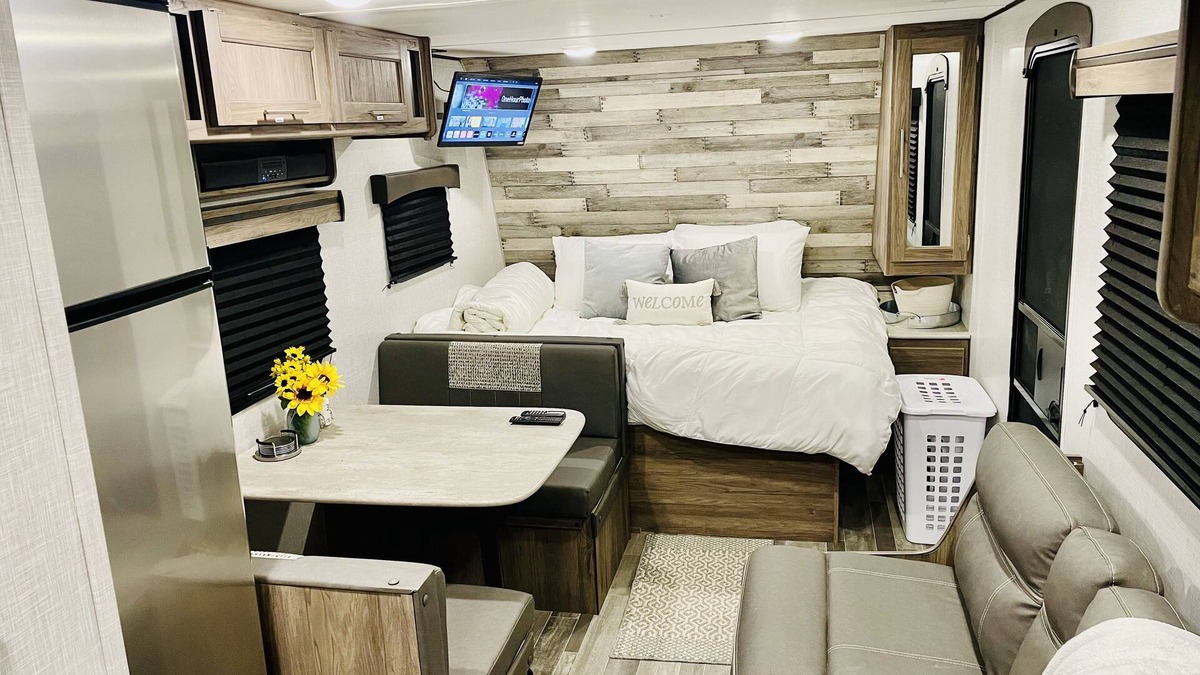 Starkville House | Glamper Camper: Glamp Site 6 mi from MSU