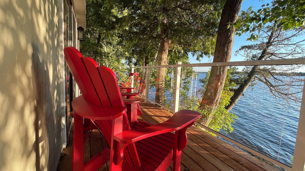 Rideau Lakes Cottage | Glamping anyone? Enjoy picturesque sunsets from your own water’s edge deck!