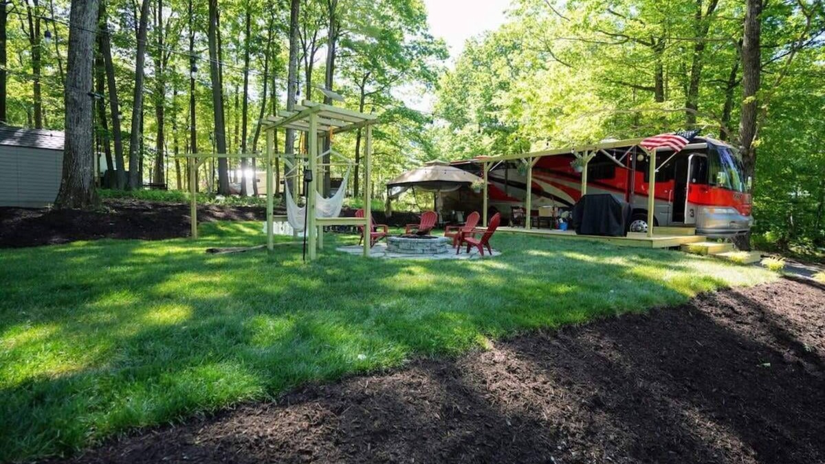 Treasure Lake House | *Glamping at Treasure Lake*