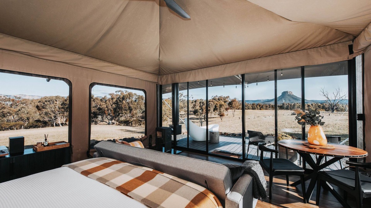 Glen Davis Hotel | Glamping at Wildnest Farmstay - Honeyeater