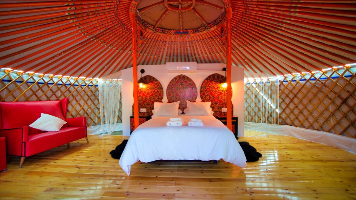 Casas del Castanar Cabin | Glamping El Jardin De Las Delizias, Valle del Jerte, Spain