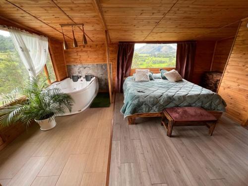 Iza Other | Glamping Los Hayuelos