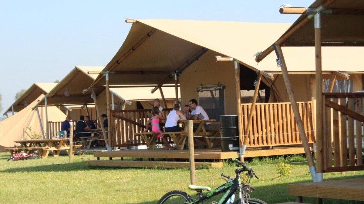 Vleteren Other | Glamping on a farm with all the pro's of a Holiday House.