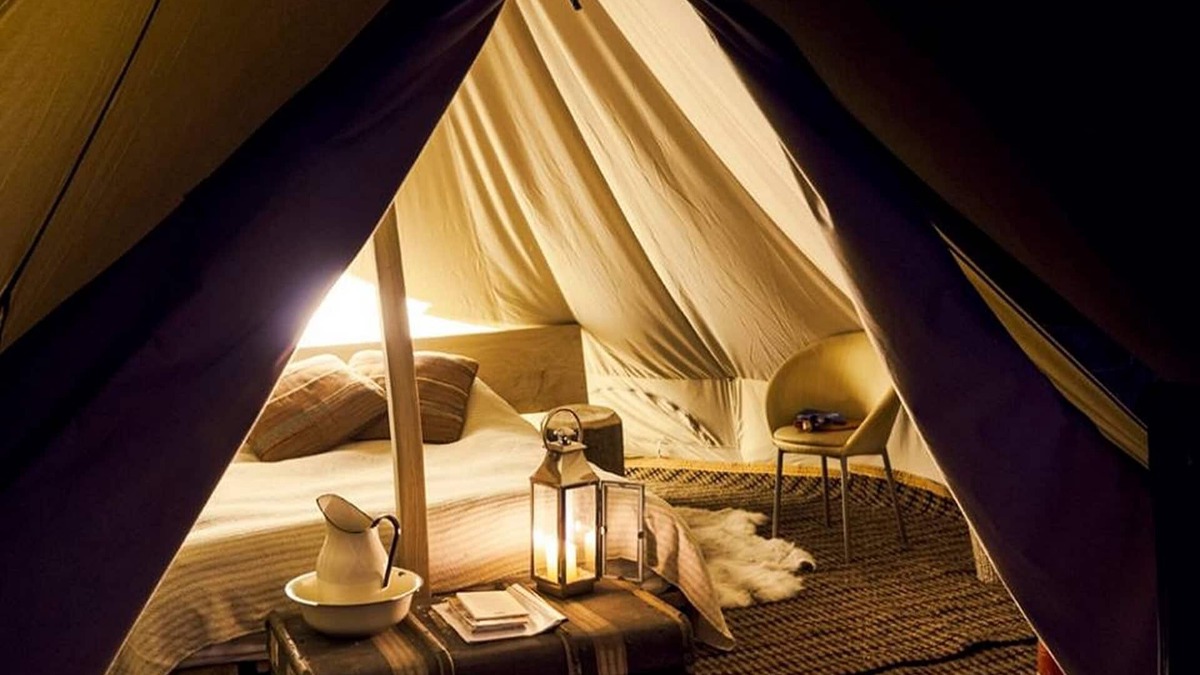 Yaque Arriba RV Rental | Glamping on the lake! A romantic weekend in a luxury tent