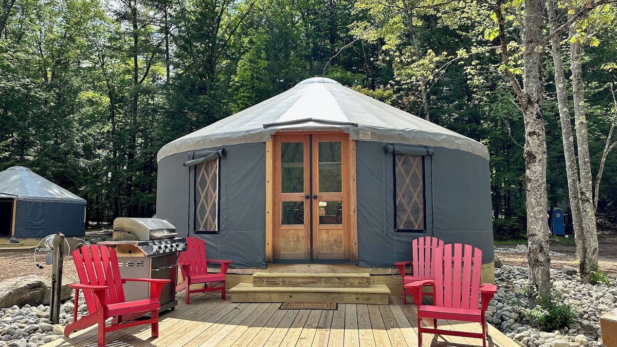 Warrensburg House | Glamping Private Lake Escape - Shoreline Yurt @ Daggett Lake