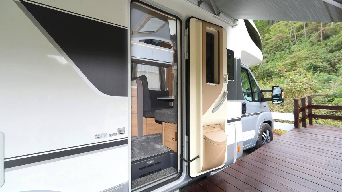 Oguni RV Rental | Glamping Repaboda 24 people 1 night with 2 meal /Aso District Kumamoto